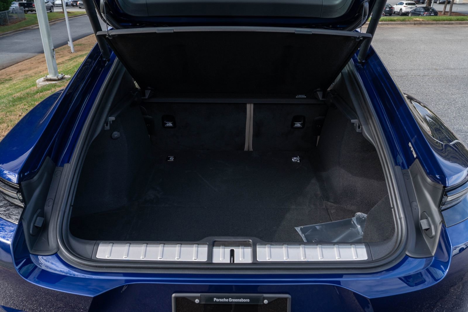 Used 2026 Porsche Panamera 4 image 16