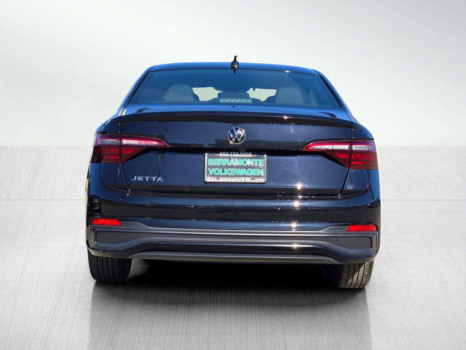 Used 2024 Volkswagen Jetta Sport image 5