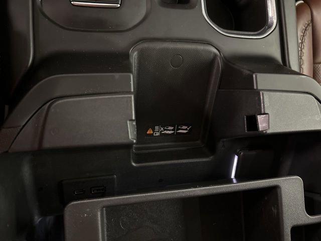 Used 2024 GMC Sierra 3500 Denali Ultimate image 22