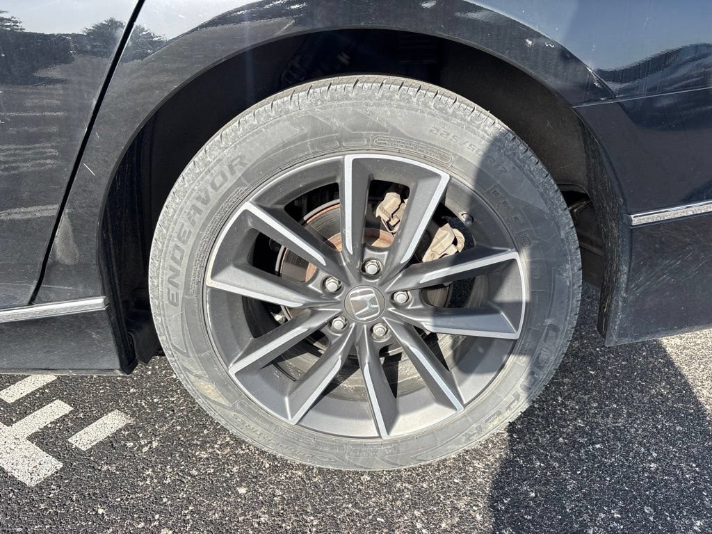 Certified 2021 Honda Accord EX-L image 6