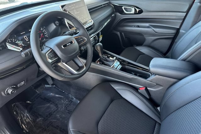 New 2026 Jeep Compass Latitude AWD/4WD image 9