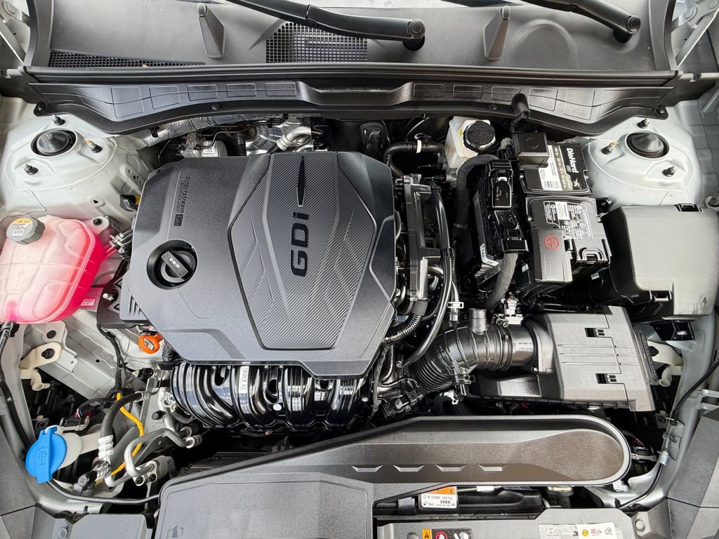 Used 2023 Hyundai Sonata SE FWD image 9