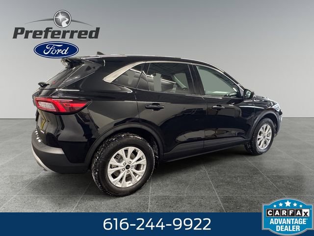 Used 2023 Ford Escape Active image 17