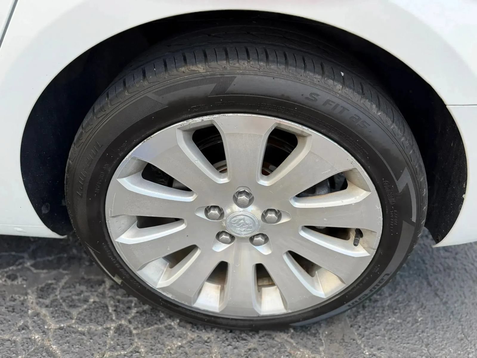 Used 2016 Buick LaCrosse Leather AWD/4WD image 21
