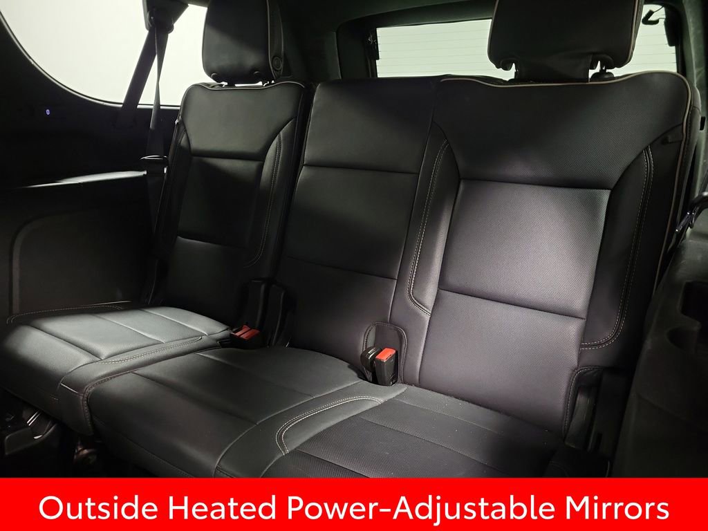 Used 2023 Chevrolet Suburban Premier image 23