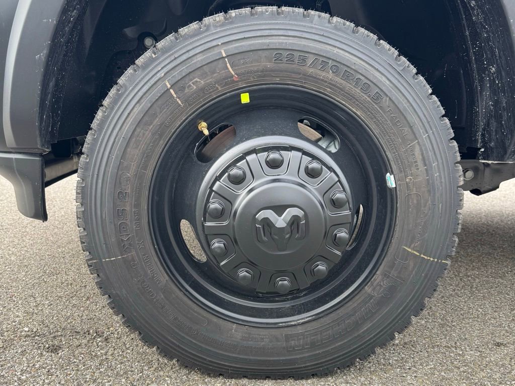 New 2026 RAM 5500 Tradesman image 10