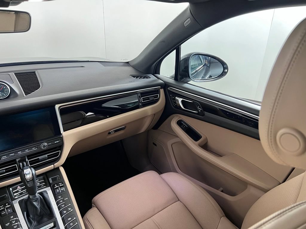 Certified 2021 Porsche Macan S AWD/4WD image 23