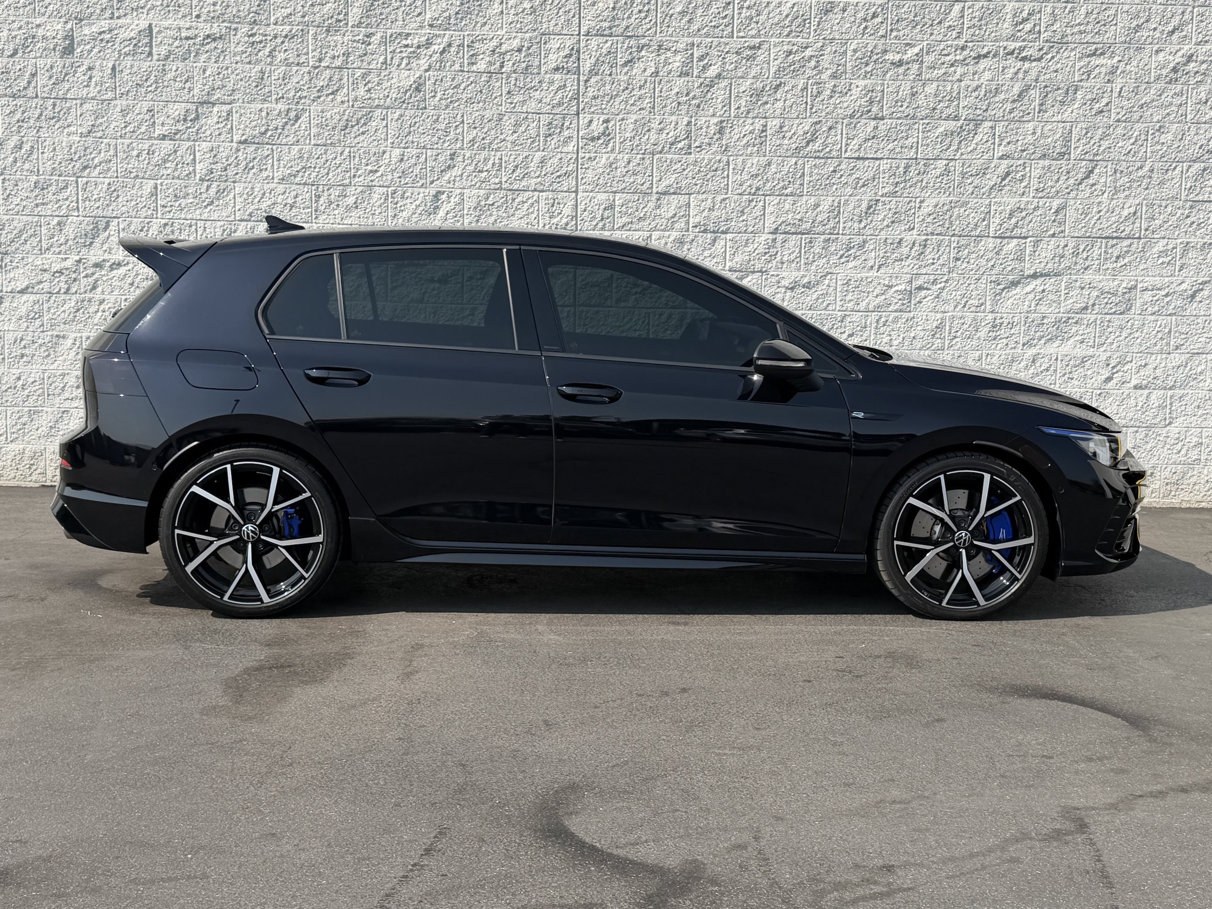 Used 2024 Volkswagen Golf R AWD/4WD image 5
