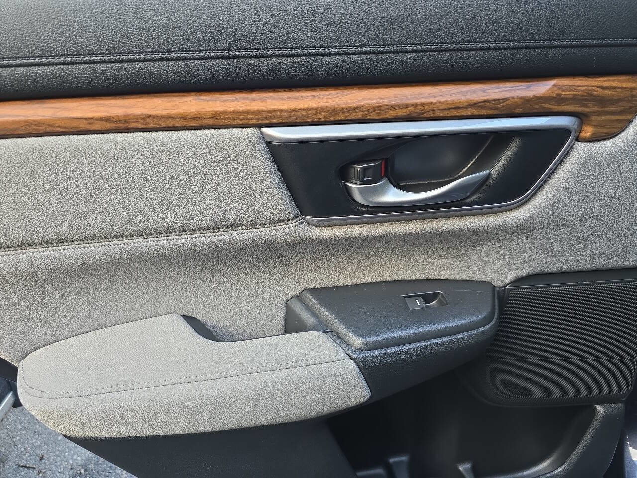Used 2018 Honda CR-V EX image 22