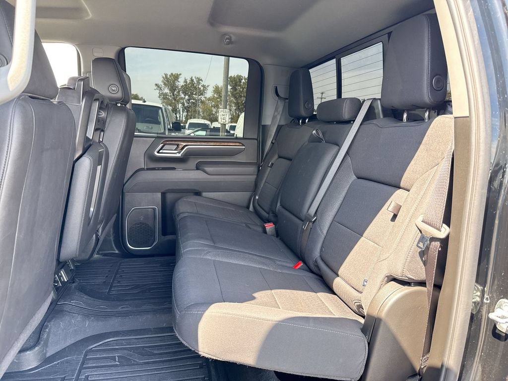 Used 2025 GMC Sierra 3500 SLE w/ SLE Value Package AWD/4WD image 23