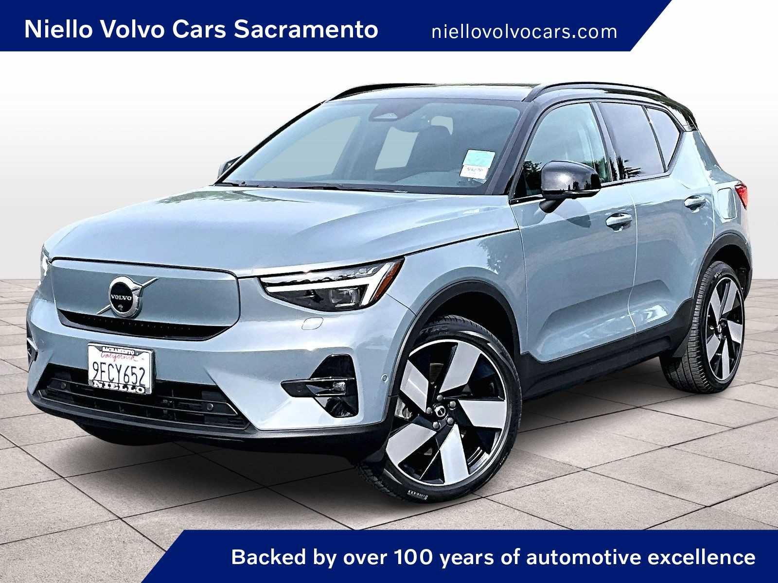 Used 2023 Volvo XC40 Recharge Ultimate AWD/4WD image 1
