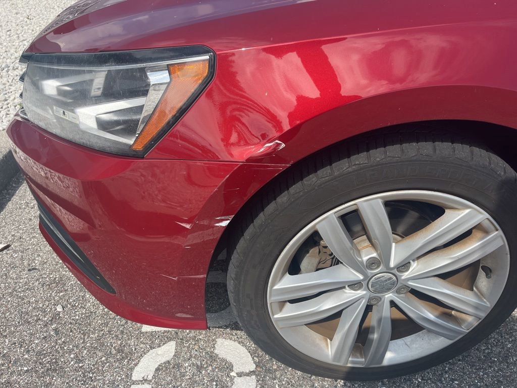 Used 2019 Volkswagen Passat 2.0T Wolfsburg w/ Wheels & Sunroof Package FWD image 14