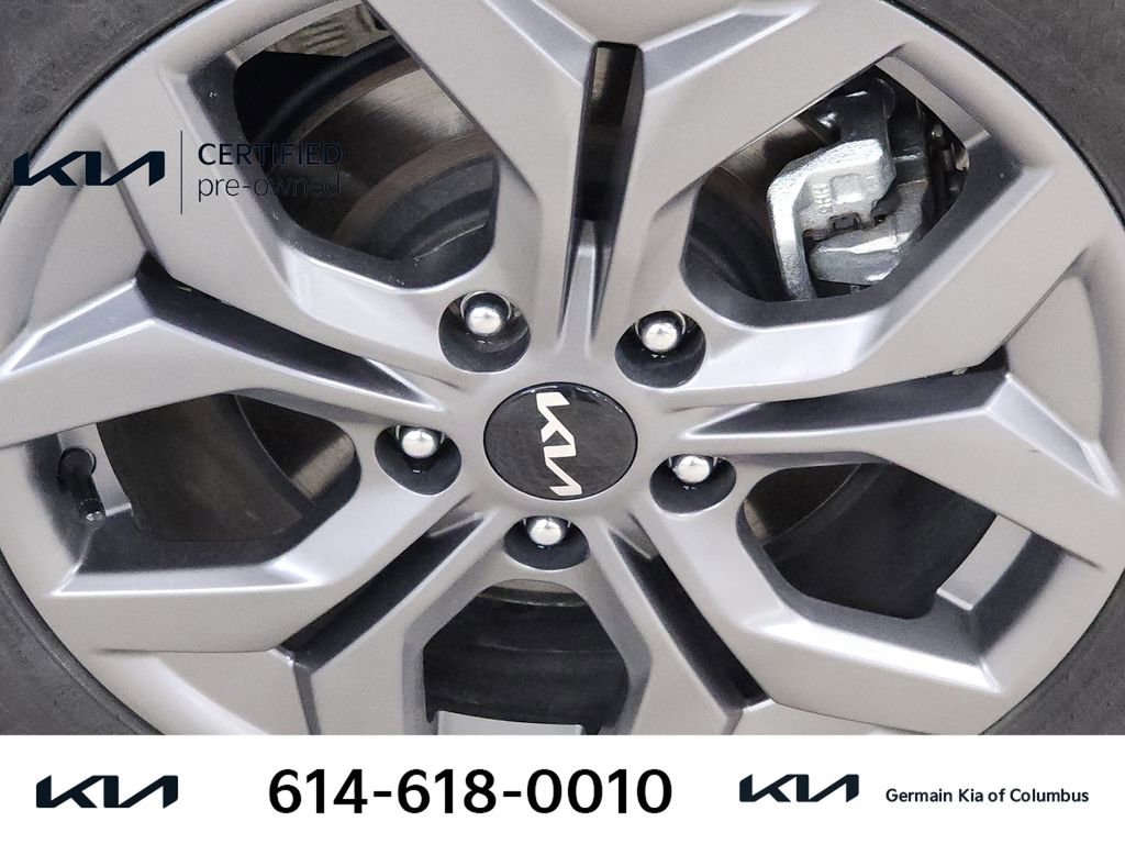 Certified 2024 Kia Seltos S image 12