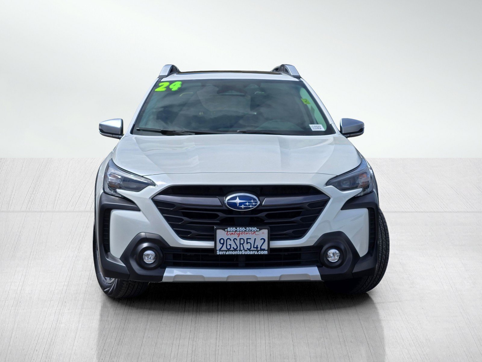 Used 2024 Subaru Outback Touring XT AWD/4WD image 2