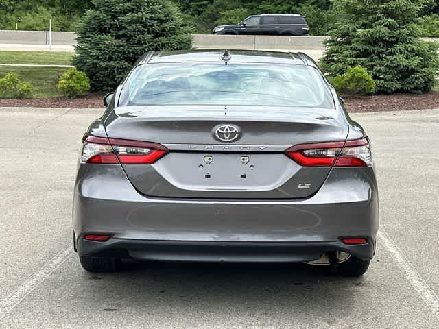 Used 2023 Toyota Camry LE FWD image 4