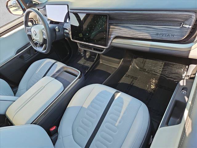 Used 2022 Rivian R1T Adventure AWD/4WD image 23