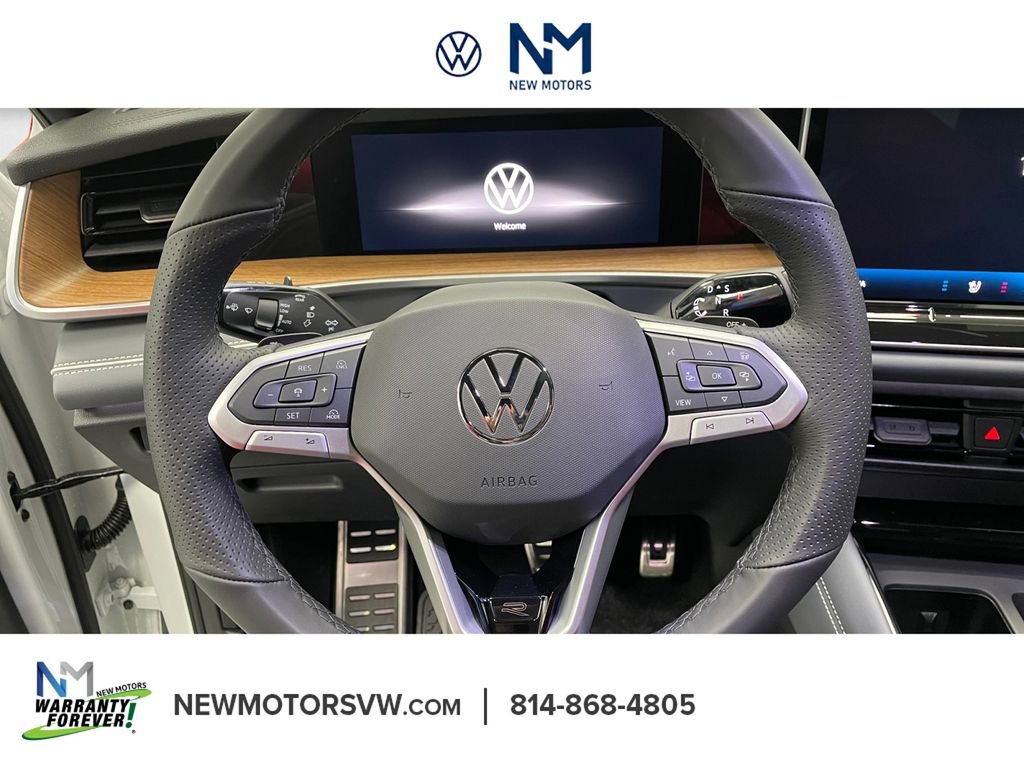 New 2026 Volkswagen Tiguan SEL R-Line image 10