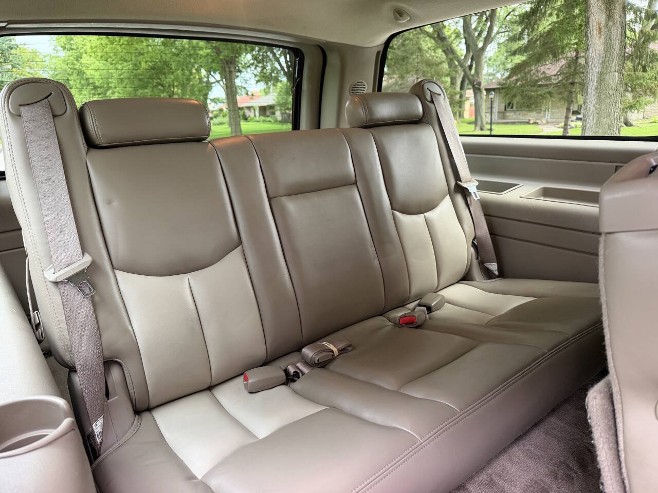 Used 2004 GMC Yukon XL Denali AWD/4WD image 13