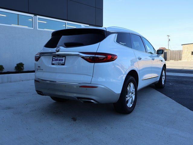 Used 2021 Buick Enclave Essence image 7