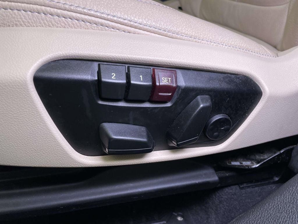 Used 2018 BMW X1 xDrive28i w/ Convenience Package image 17