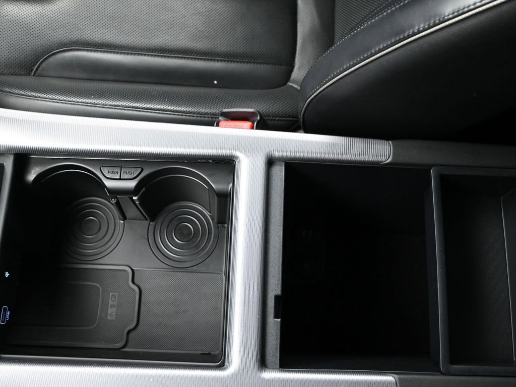 Used 2024 Hyundai Palisade Calligraphy image 15