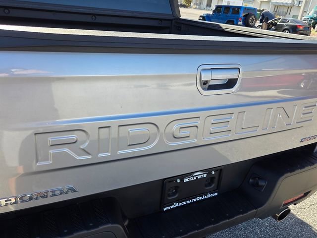 Used 2024 Honda Ridgeline Sport image 14