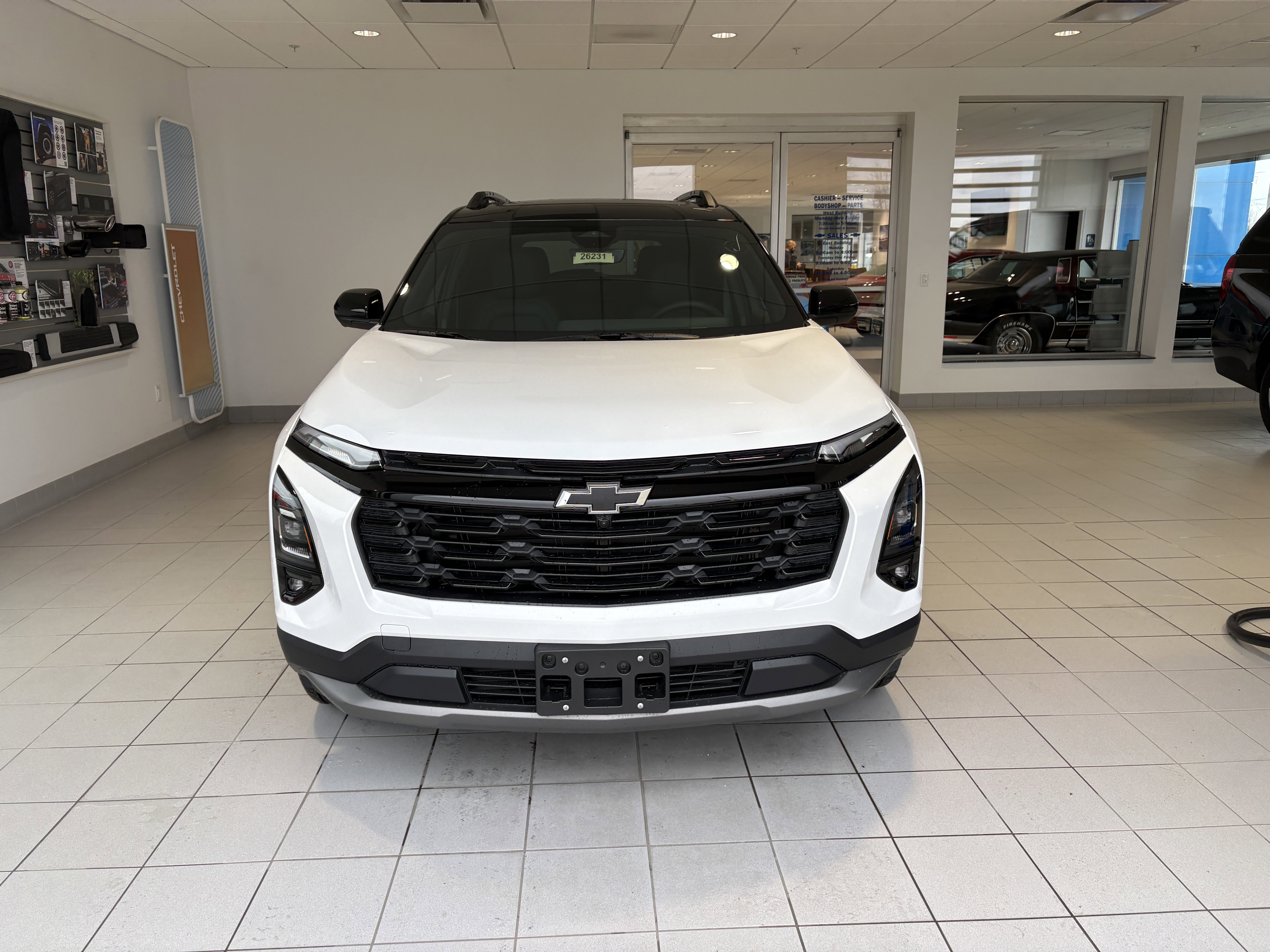 New 2026 Chevrolet Equinox LT w/ Convenience Package II image 8