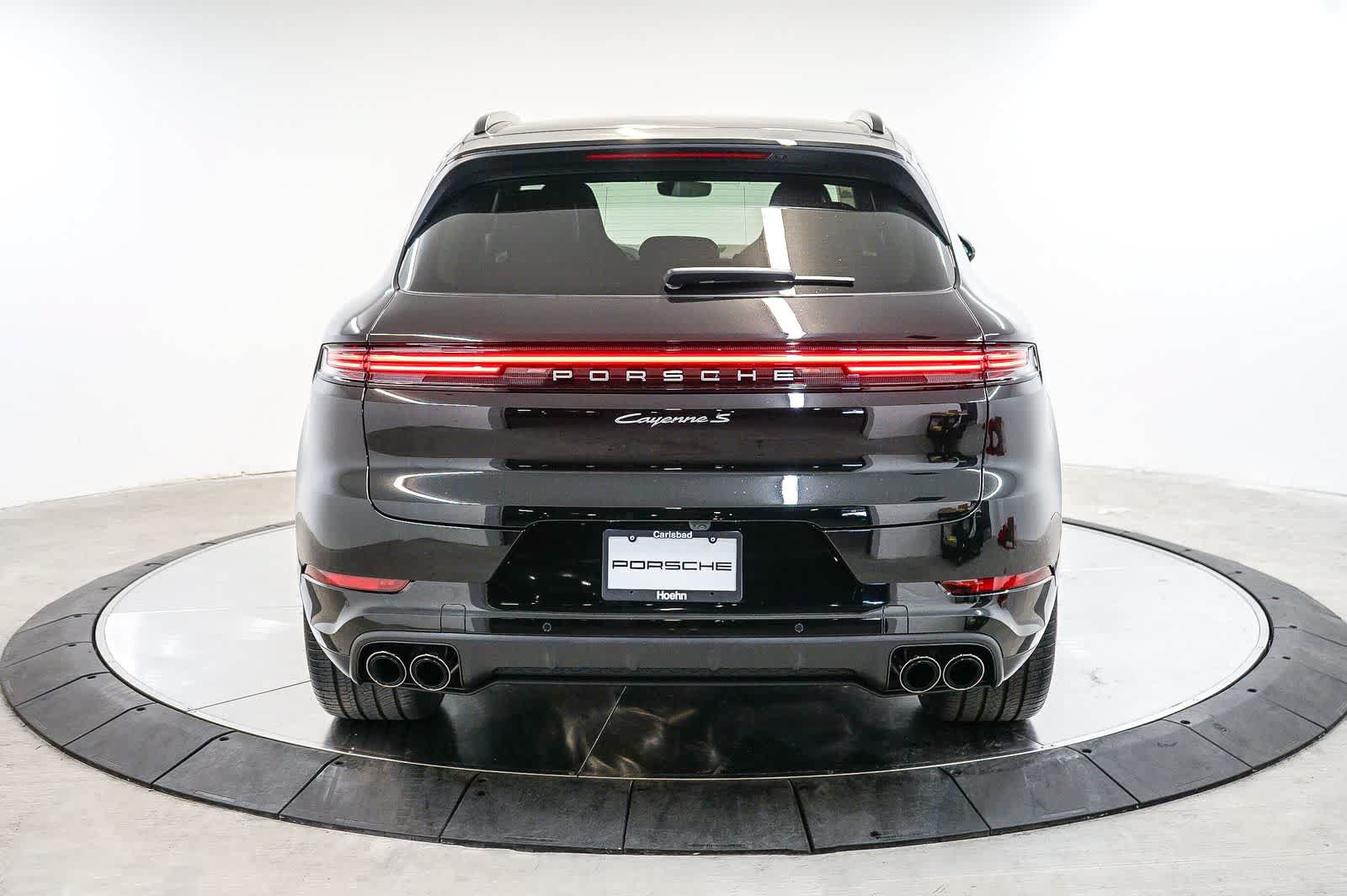 New 2026 Porsche Cayenne S AWD/4WD image 10