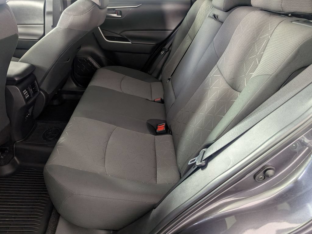 Used 2024 Toyota RAV4 XLE w/ Convenience Package FWD image 27