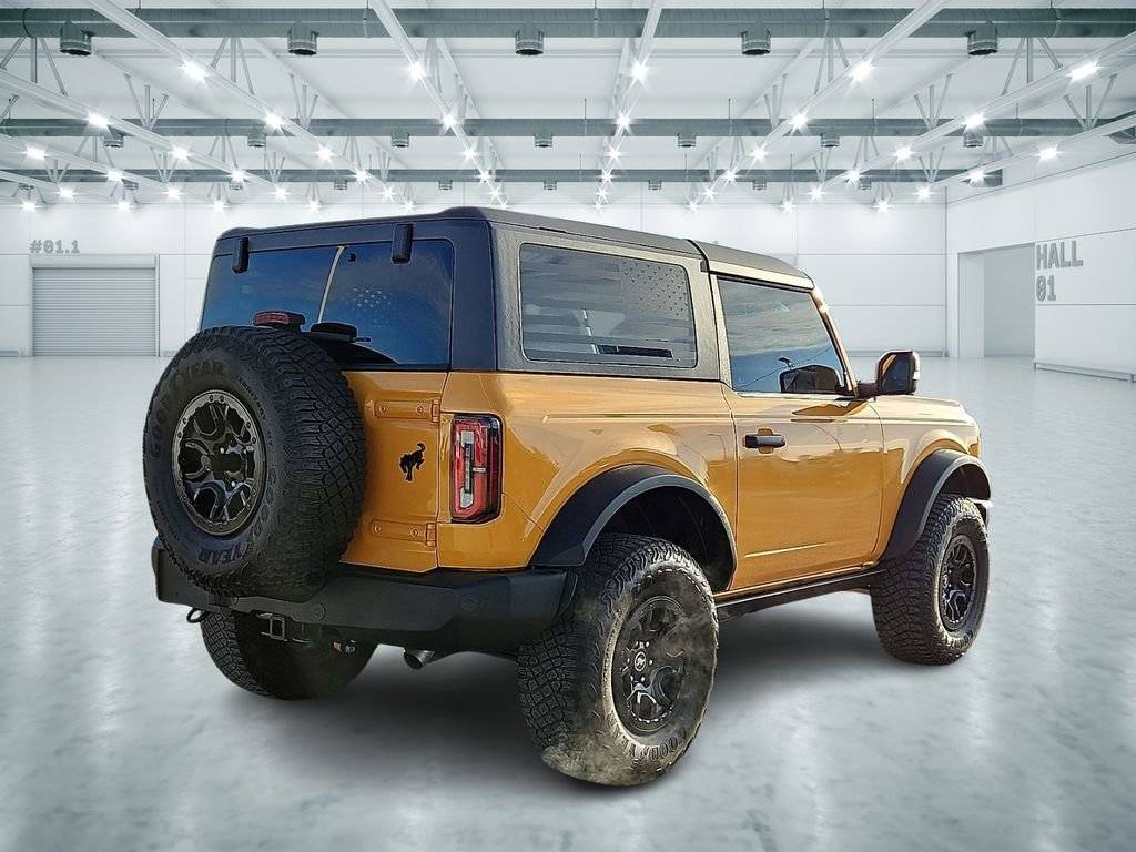 Used 2022 Ford Bronco Wildtrak image 3