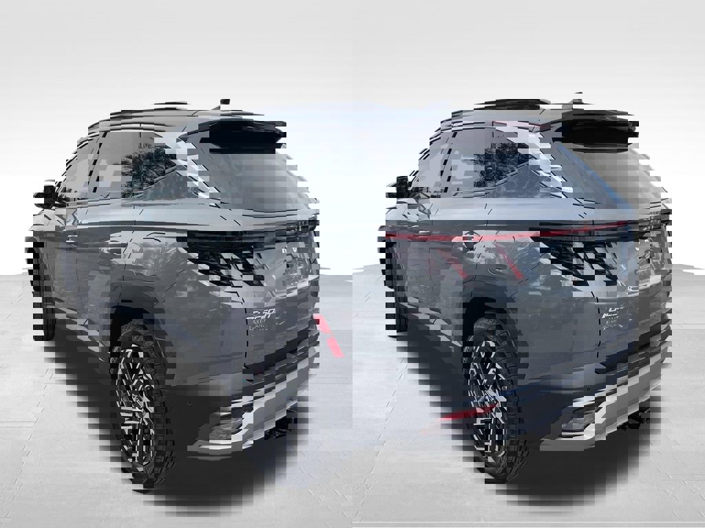 Used 2026 Hyundai Tucson Limited image 3