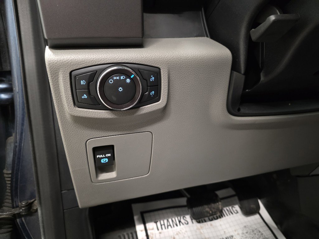 Used 2019 Ford F150 XLT w/ Trailer Tow Package image 17