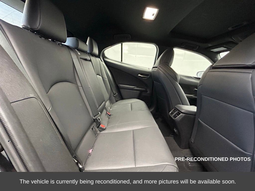 Used 2022 Lexus UX 250h F Sport image 13