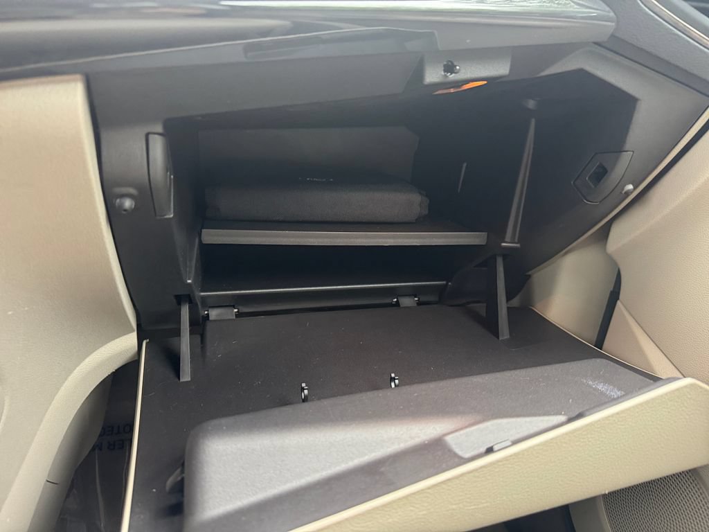 Used 2014 Ford Escape Titanium FWD image 26