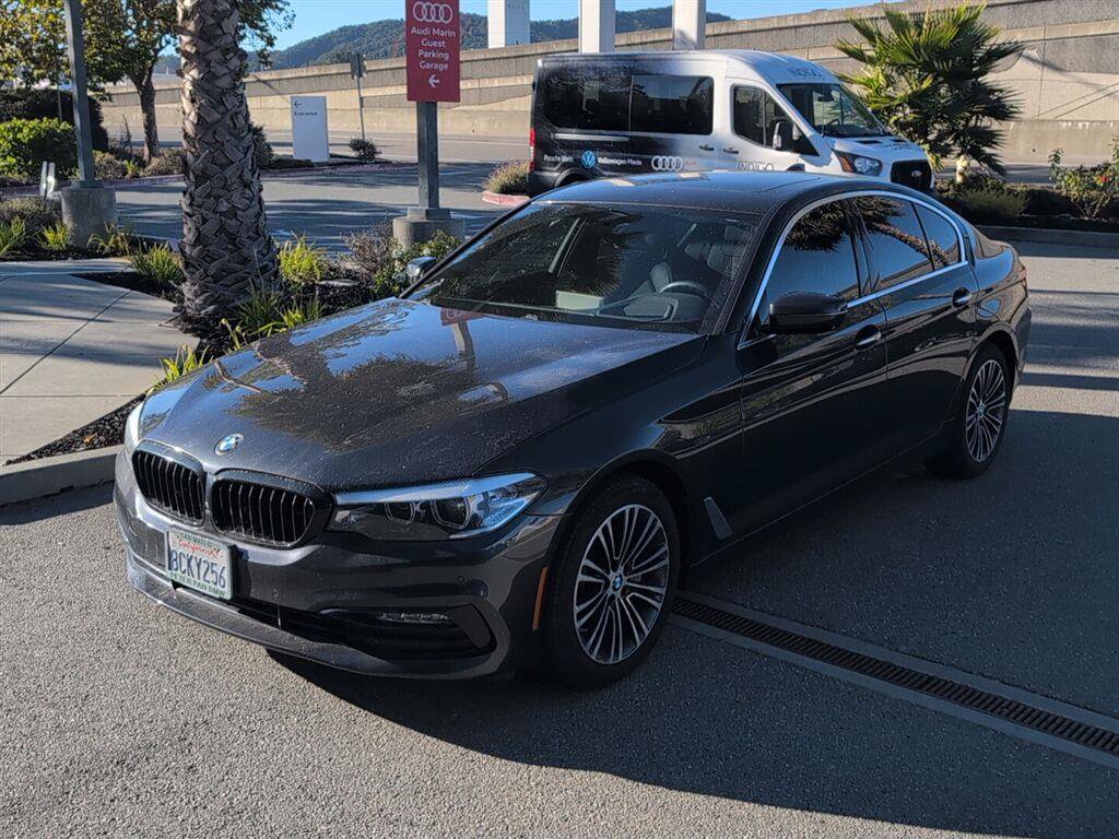 Used 2018 BMW 540i RWD image 3