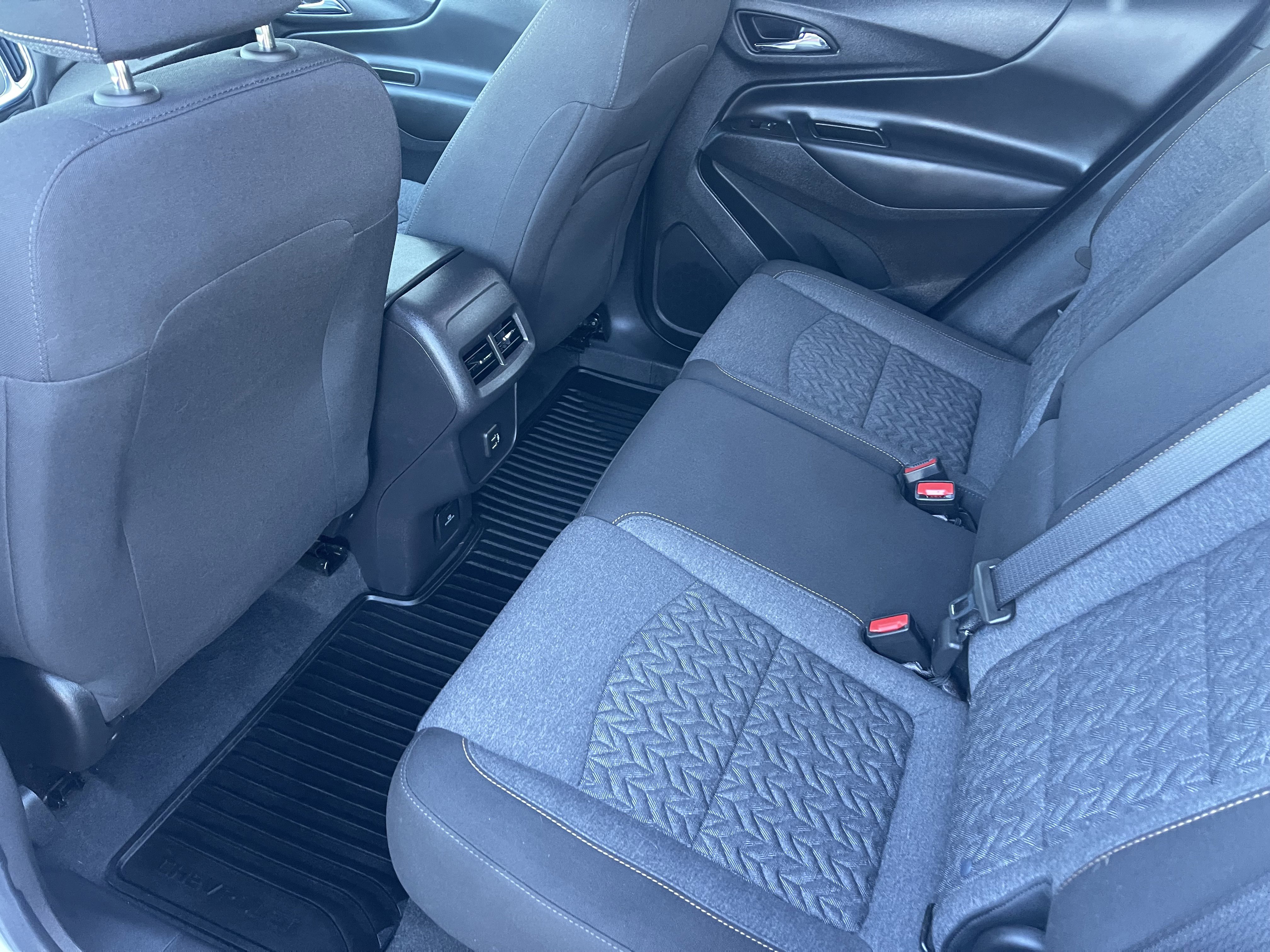 Used 2024 Chevrolet Equinox LT image 21