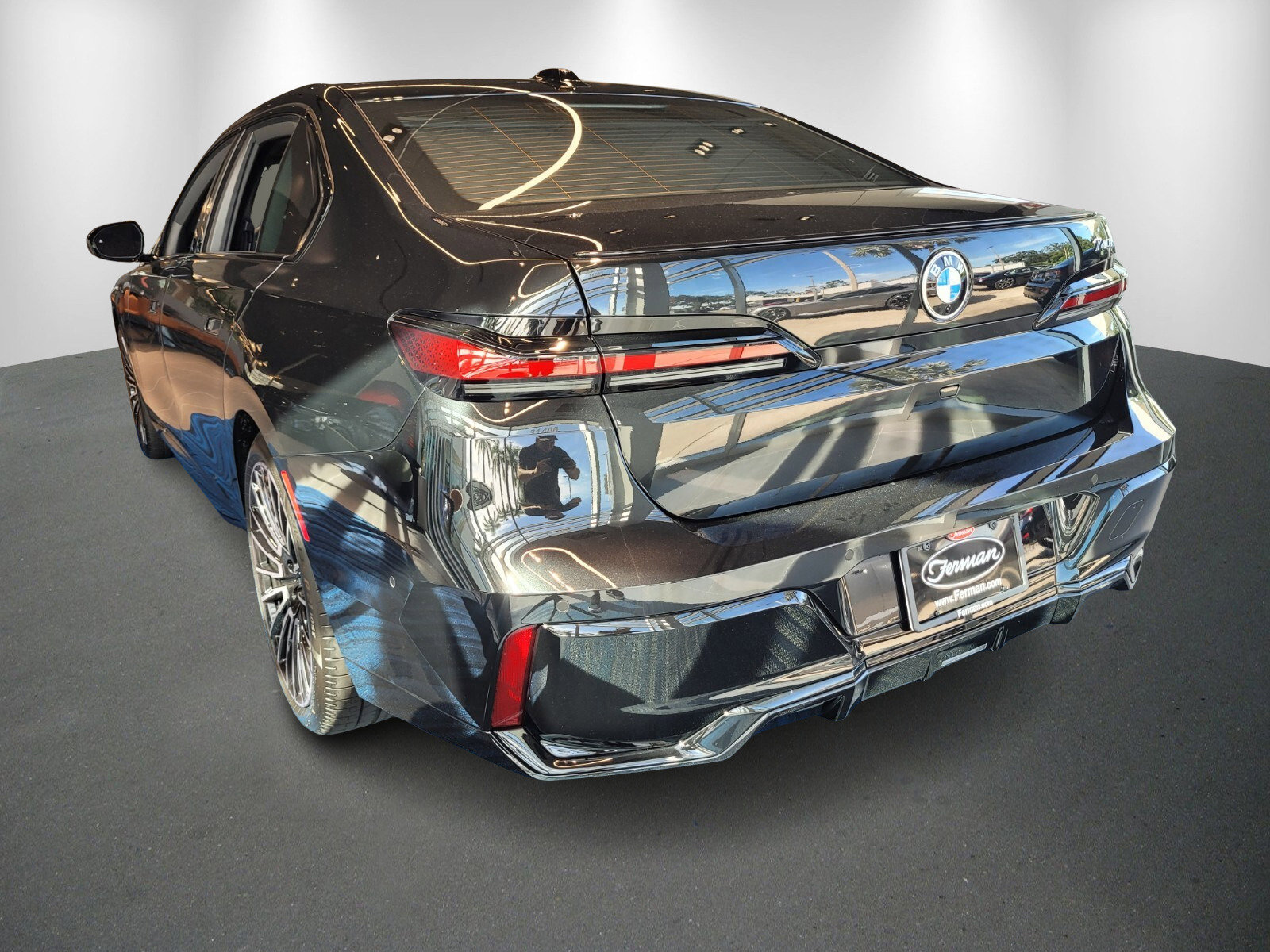 New 2026 BMW 740i w/ Executive Package image 5