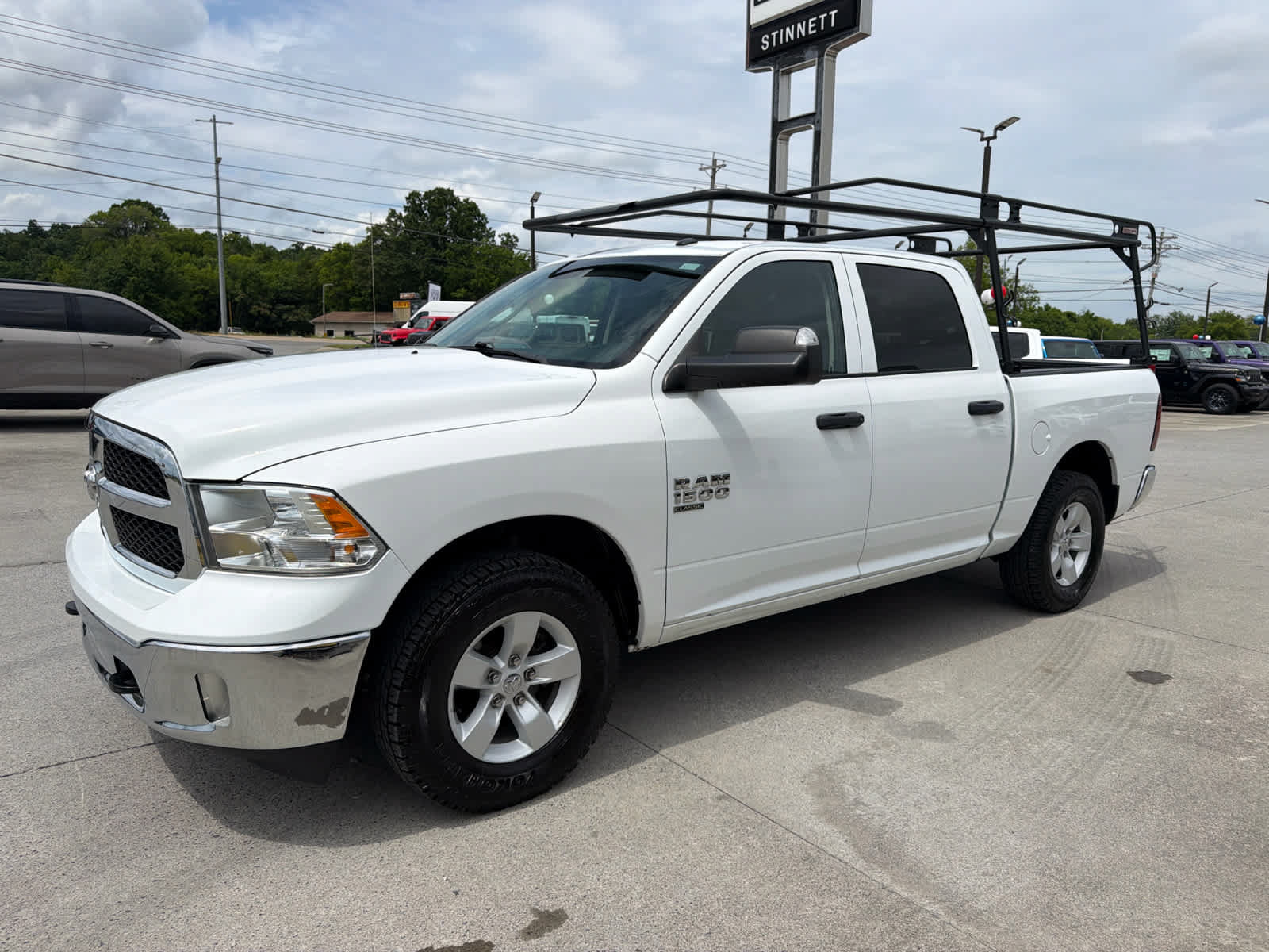 Used 2022 RAM 1500 Tradesman w/ Chrome Appearance Group AWD/4WD image 2
