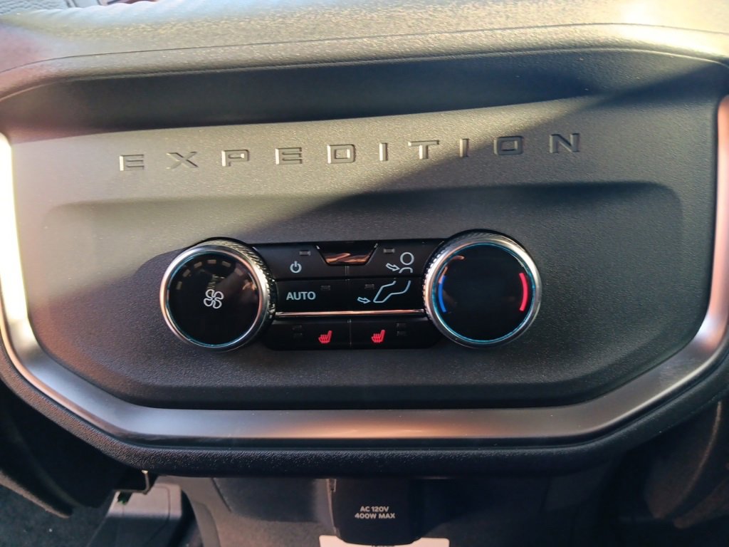 New 2025 Ford Expedition Max King Ranch image 19
