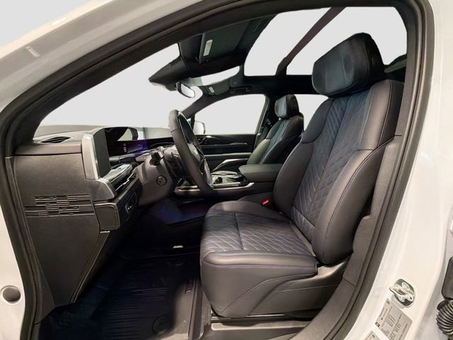 New 2026 Cadillac Escalade IQ Sport 1 w/ LPO, Floor Liner Package AWD/4WD image 17
