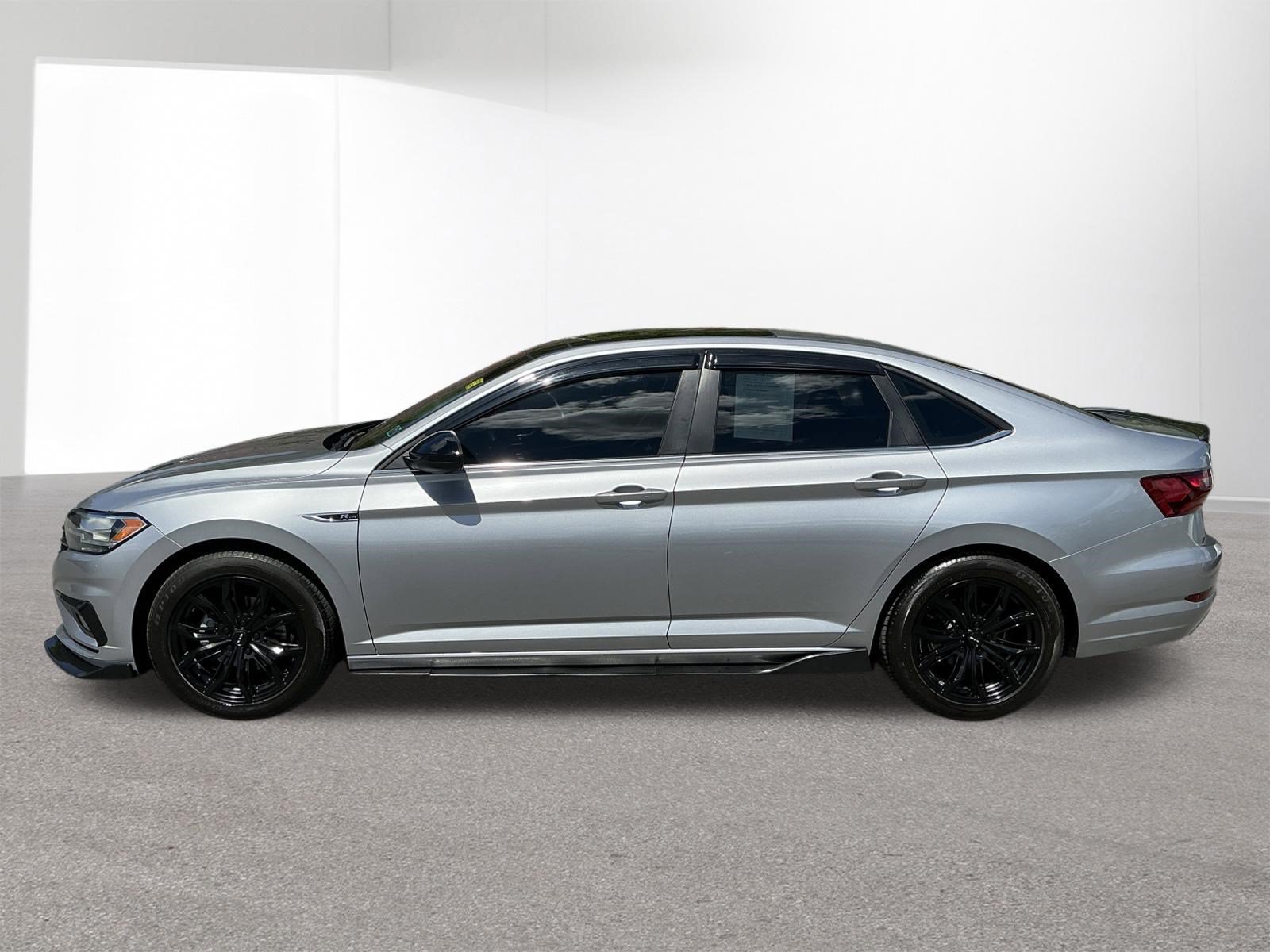 Used 2021 Volkswagen Jetta R-Line w/ R-Line Cold Weather Package FWD image 6