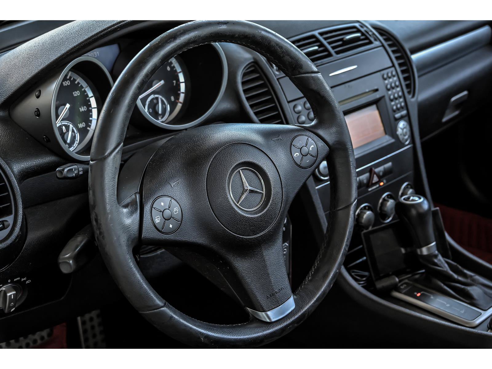 Used 2009 Mercedes-Benz SLK 300 image 13