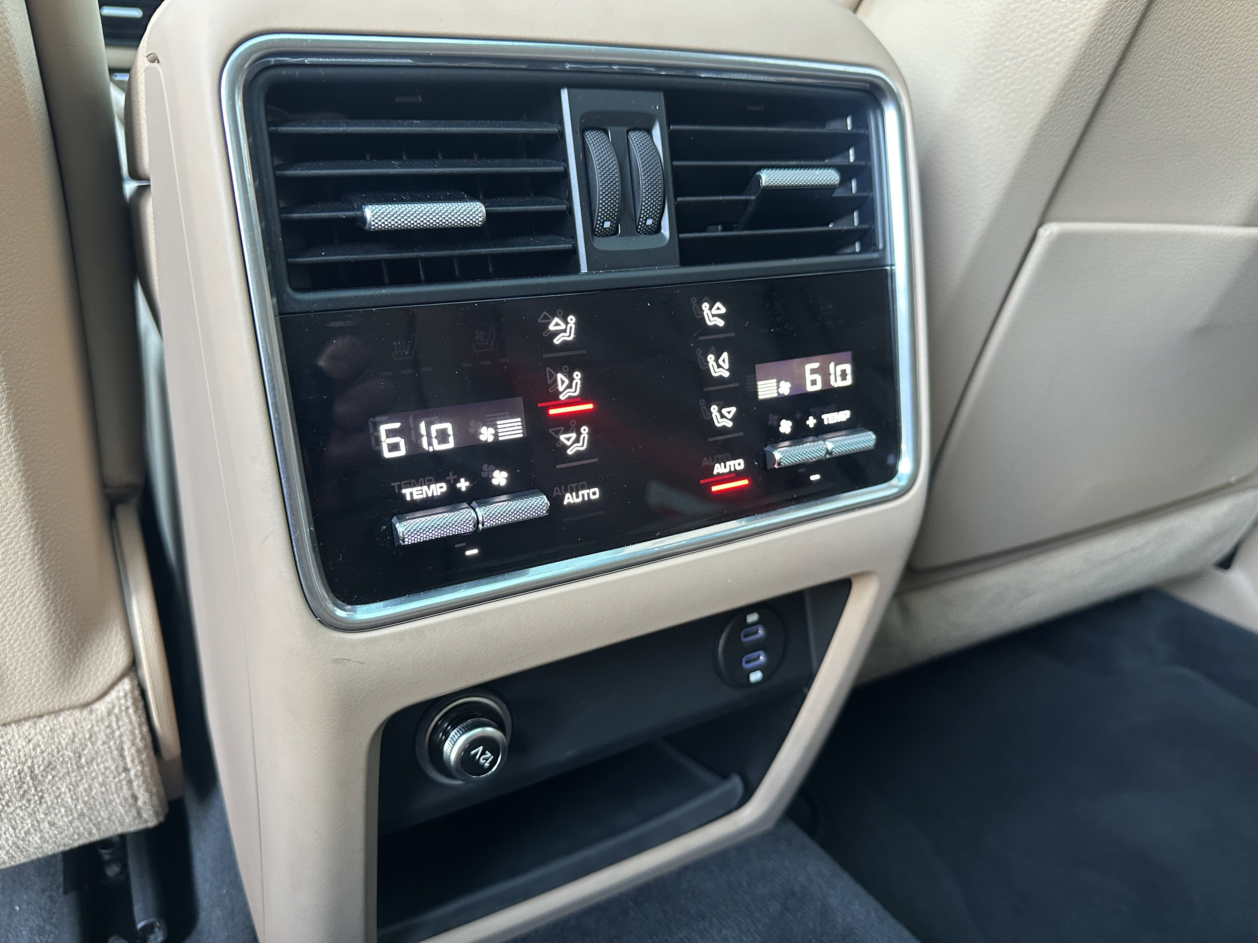 Certified 2023 Porsche Cayenne image 19