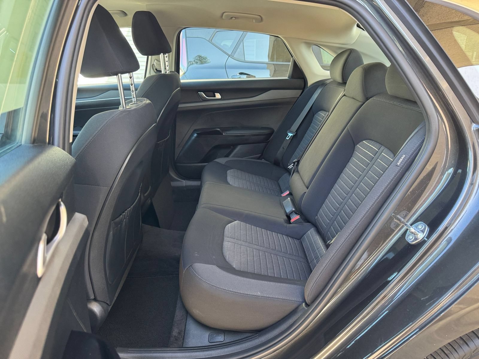 Used 2025 Kia K5 LXS FWD image 25