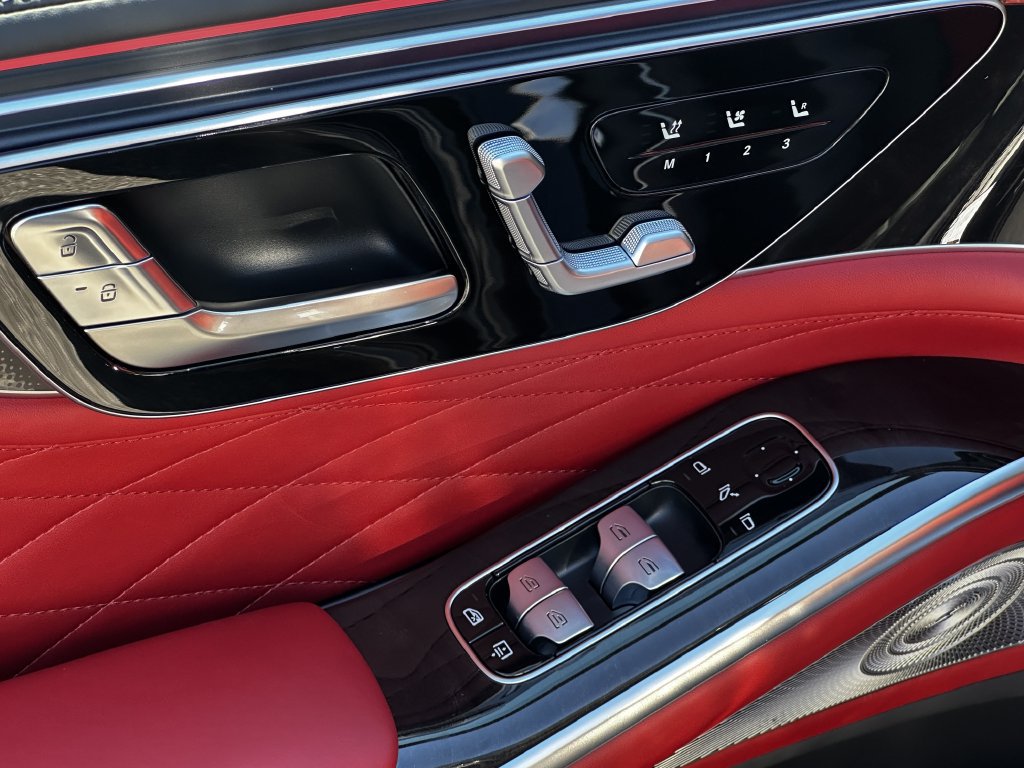 New 2027 Mercedes-Benz S 580 4MATIC Sedan image 12