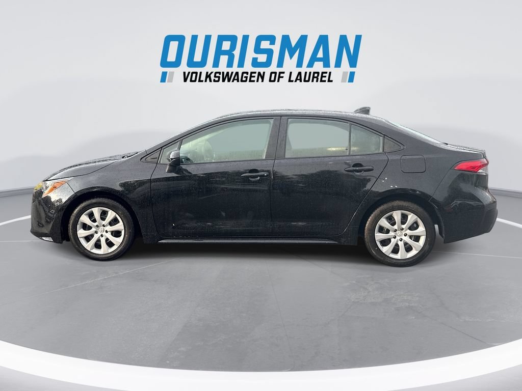 Used 2024 Toyota Corolla LE FWD image 5