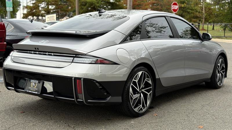 Used 2023 Hyundai Ioniq 6 SEL image 6