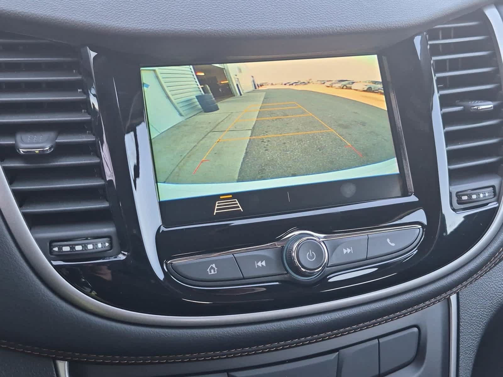 Used 2019 Chevrolet Trax LS FWD image 27