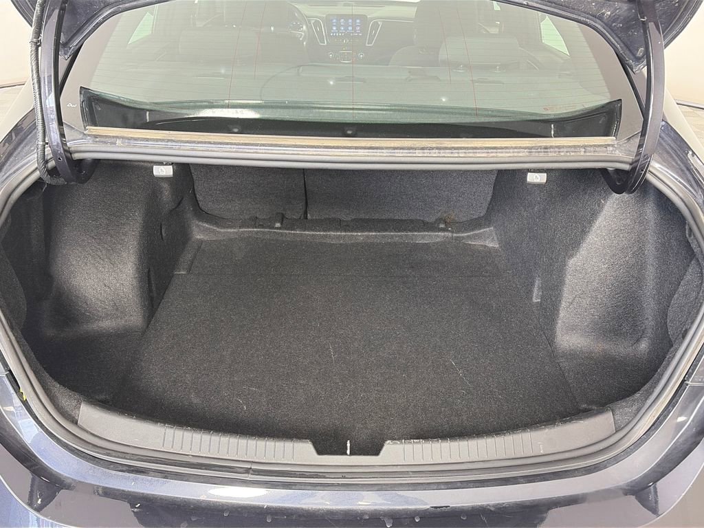 Used 2023 Chevrolet Malibu LT FWD image 27