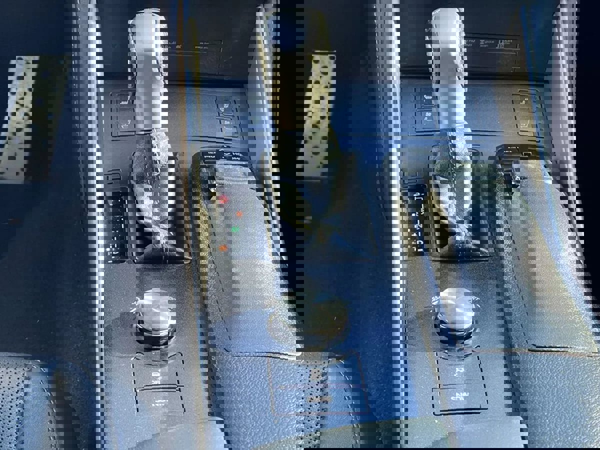 Used 2015 Lexus IS 250 AWD image 31